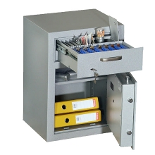 GST-ISS Marburg 35601 Szuperkassza GST-ISS Marburg 35601 Szuperkassza